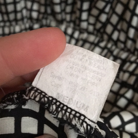 ⭐️ 2 for $10! Cute ruffle blouse! - Picture 7 of 7